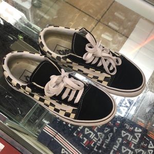 Vans Checkered